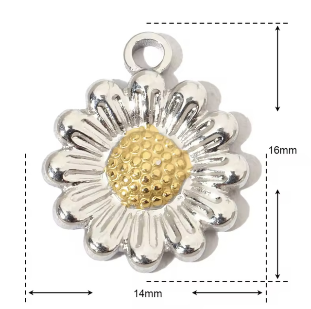 Charm margherita smaltata 