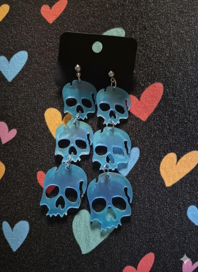 Skull earrings 