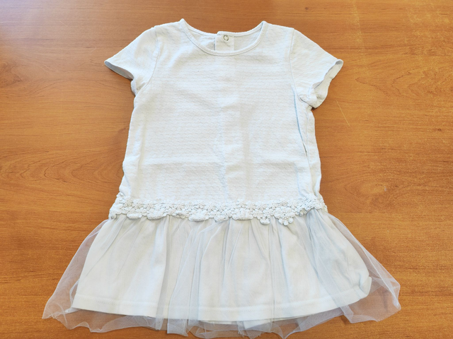 Robe blanche en 2 ans