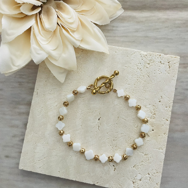 Bracelet Denise doré et nacre 