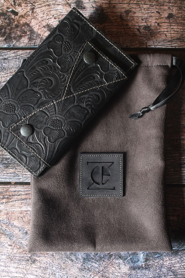 Portefeuille cuir noir bi-matière veau imprimé et veau velours