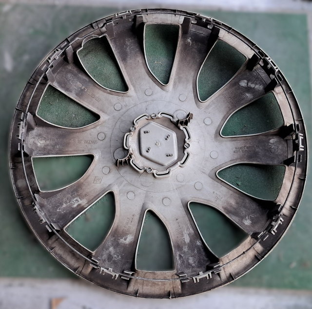 Enjoliveur Renault Trafic 3 modèle Ingenius 16" Occasion