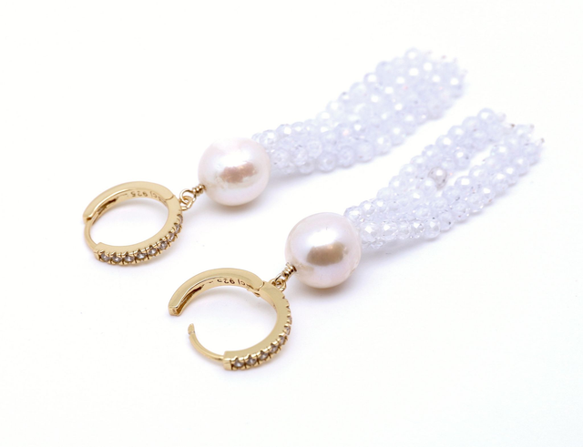 Elegante Creolen aus vergoldetem Silber mit Zirkonia und strahlender Süßwasserperle - Carina