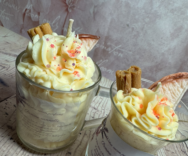 Bougie exquise pomme cannelle 