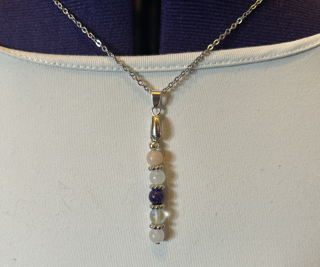 pendentif + chaine féminin sacré