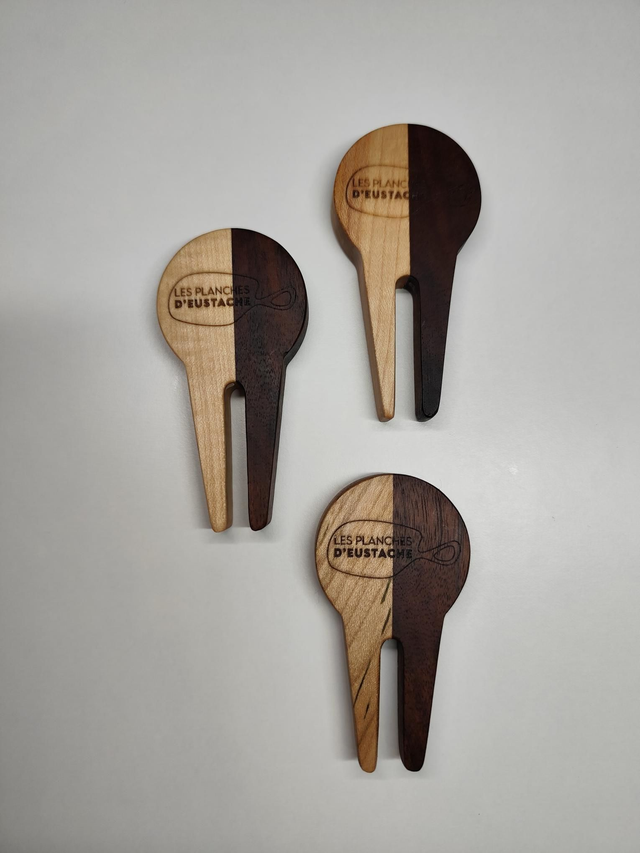 Décapsuleur “Relève Pitch”🏌🏼‍♀️⛳ – Acajou &amp; Érable sycomore