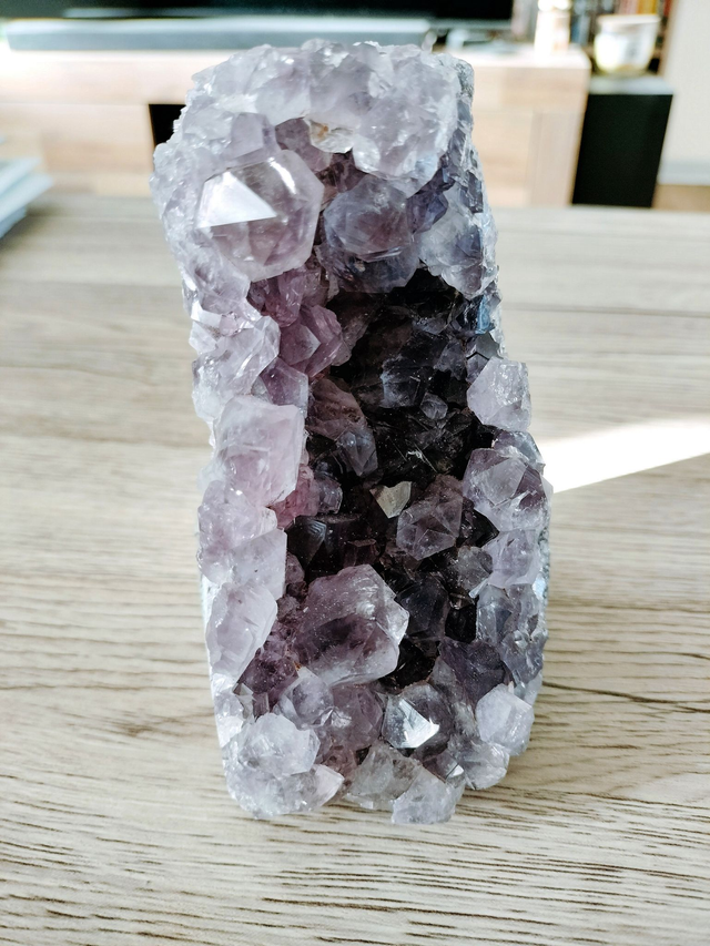 Géode d'améthyste 1 - Très bonne qualité