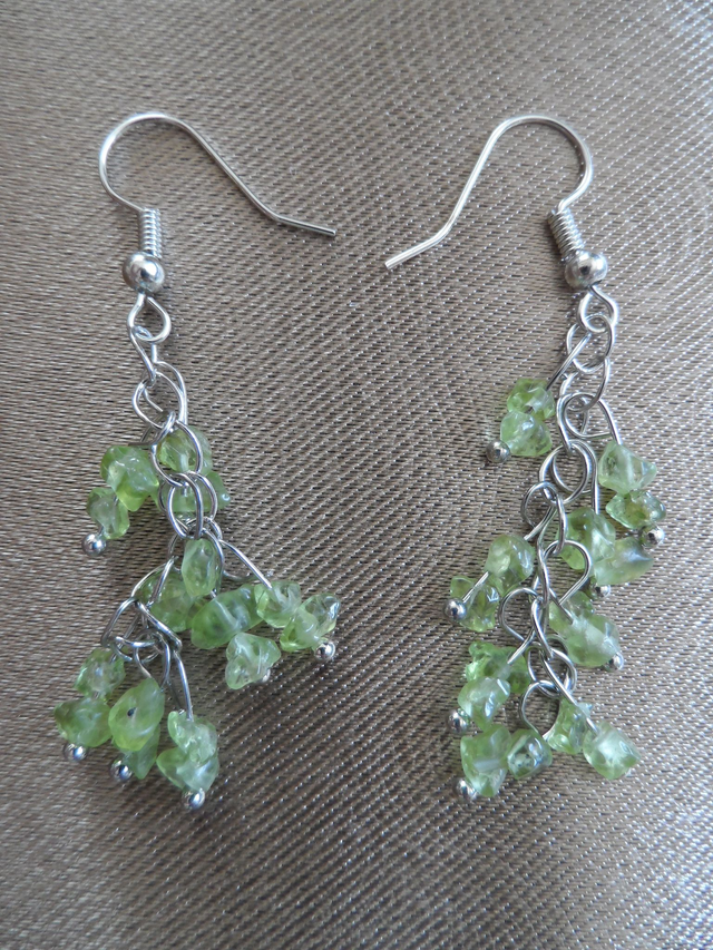 Boucles d'oreilles en grappes en Quartz Olive