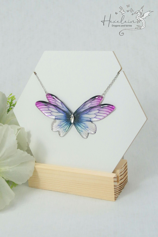 Blue and fuchsia small fairy necklace