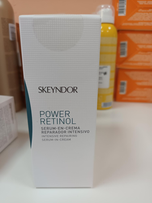 Intenzívne regeneračné sérum s retinolom a bakuchiolom 30ml