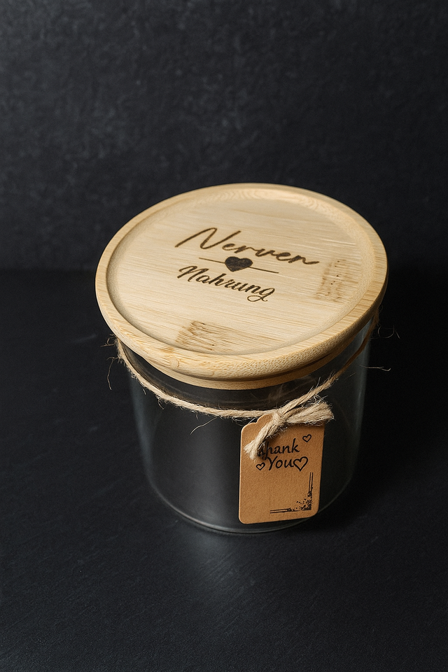 Stylisches personalisiertes Aufbewahrungsglas – 550 ml mit Bambusdeckel