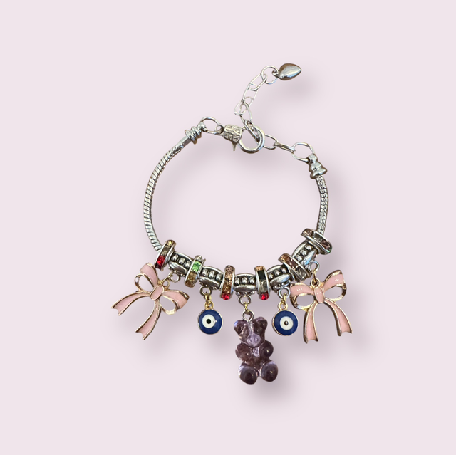 Charmarmband Handmade 