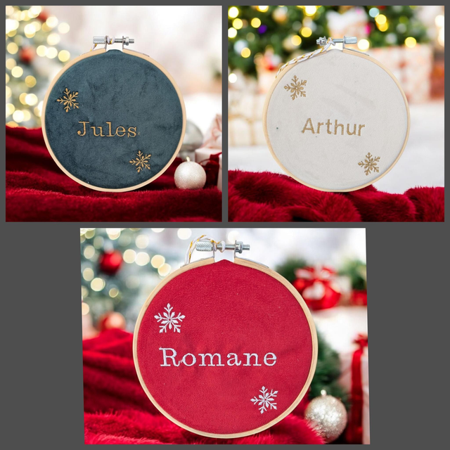 Boule de Noël personnalisée avec prénom – Broderie fait main