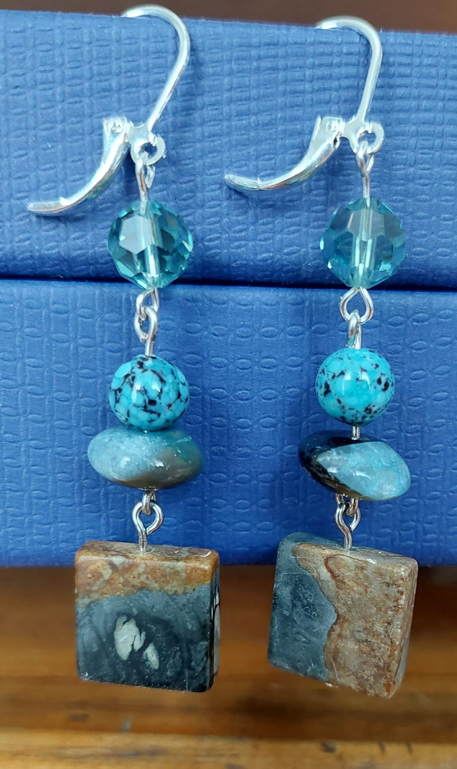 Boucles d&#039;oreilles avec imitation pierre carrée en acier inoxydable argenté