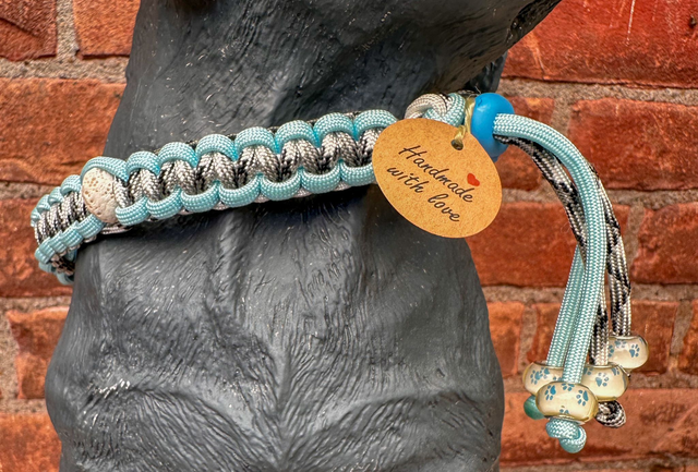 Halsband met lavakralen - 45/50 cm