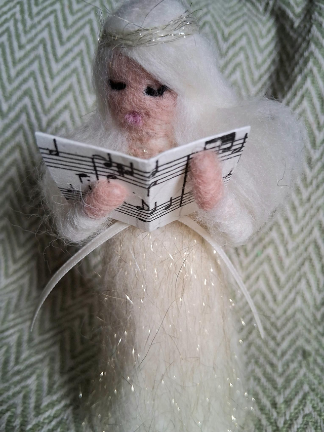 Needle felt Angels