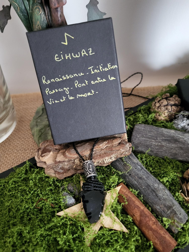 Lame Runique : Eihwaz
