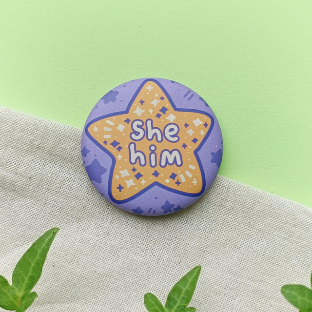 pronoun button pins - hers