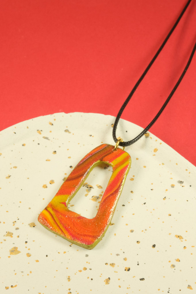 FUGITIVES - collier #04