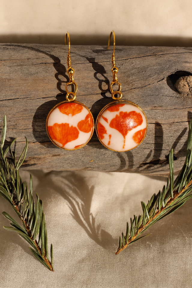 Boucles d’oreilles rouges et blanches – Fimo &amp; résine