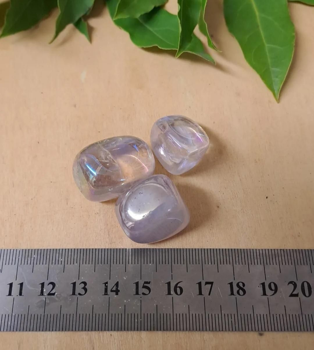 AMETHYST AURA QUARTZ TUMBLESTONE