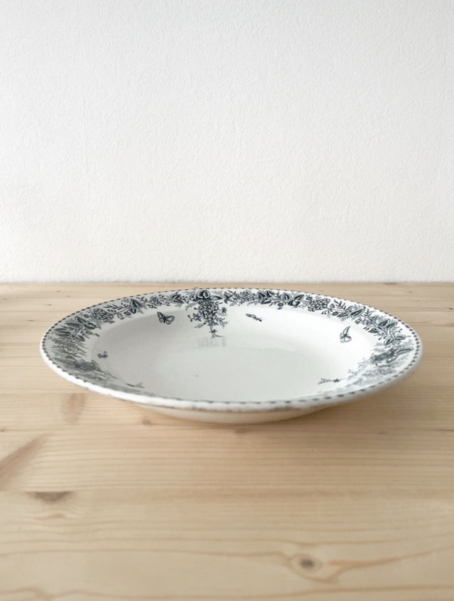 Plat creux ancien en terre de fer – Modèle Stella – Faïencerie d'Onnaing