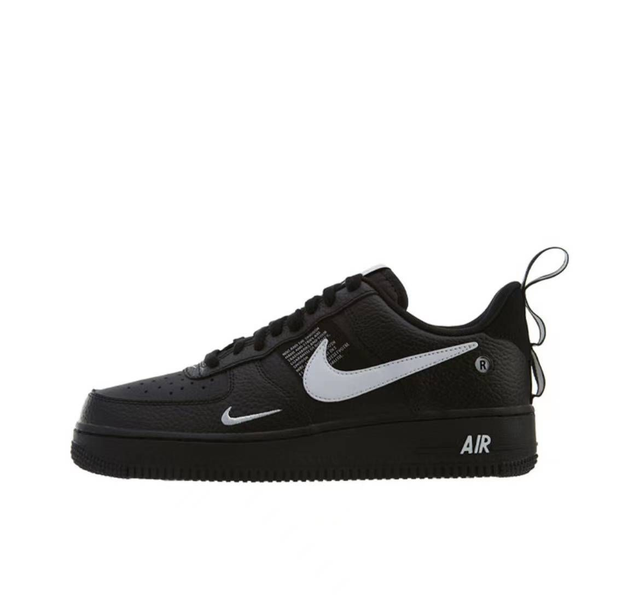 Nike Air Force 1  Black White  (Vendu sans la boîte )