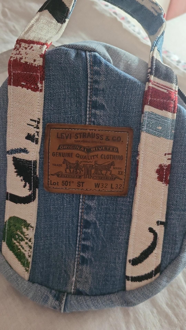 Sac rond en jean recyclé – Bleu ou Bordeaux