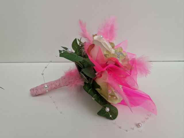 Bouquet De Mariée Roses Tulle Perles Plumes Dentelle