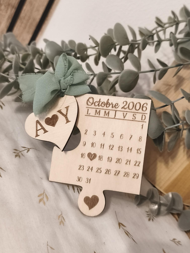 Magnet calendrier en bois personnalisé ❤️ – Une date précieuse à afficher