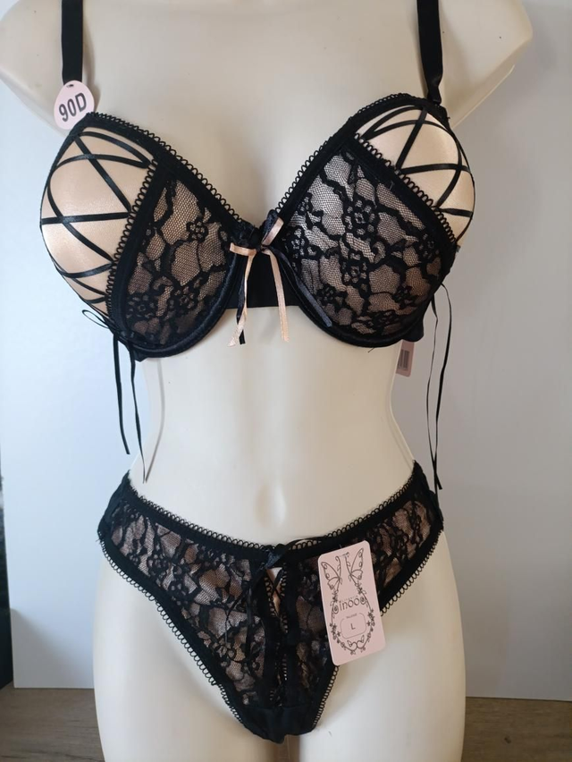 Ensemble bonnet D avec Tangas, avec armatures et rembourrage léger 