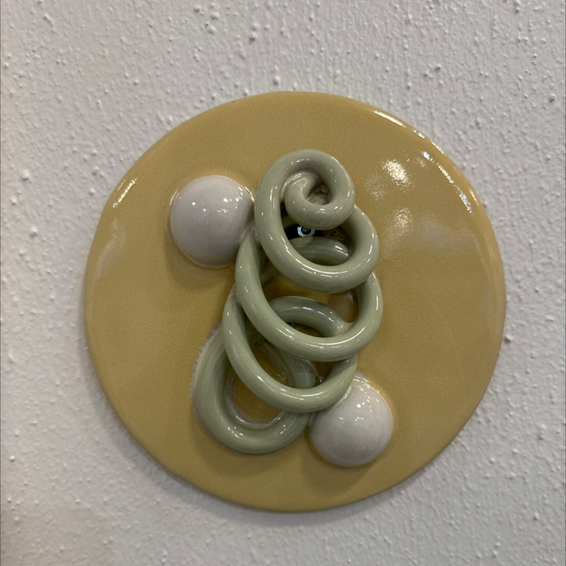 Overskudsrelief Af Mette G