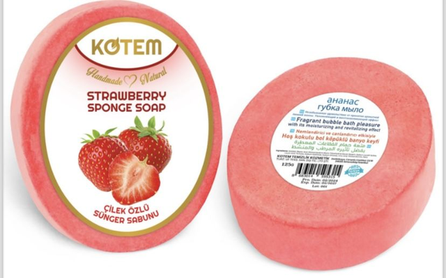 Strawberry soap sponge 