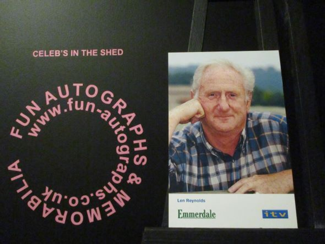 Peter Martin (Len Reynolds) Original Emmerdale Blue &amp; Yellow Itv Logo Cast Card