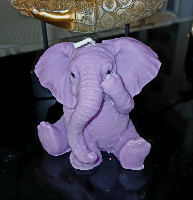 Beacrea au plaisir d'offrir, vous présente ma bougie gourmand parfumé l'éléphant 8€