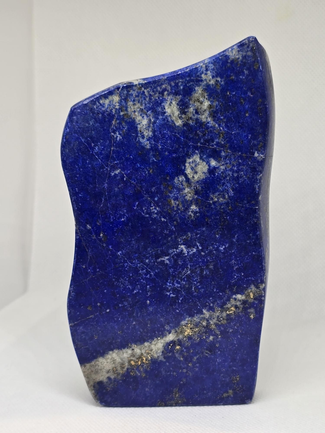 Lapis lazuli forme libre 389g
