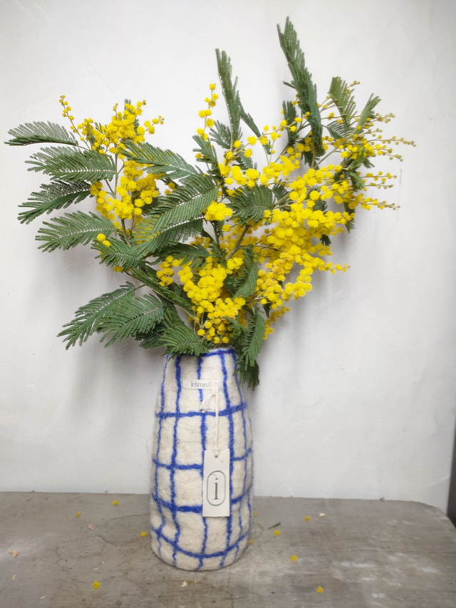 VASE ALLONGE A CARREAUX