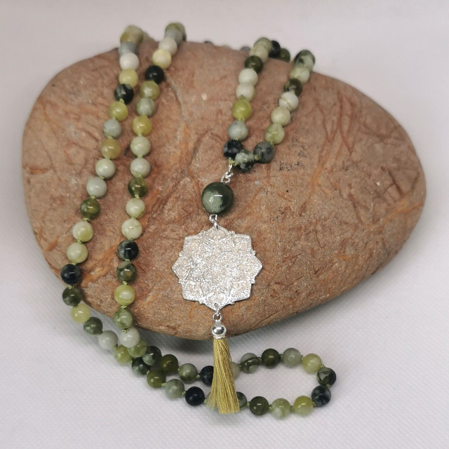 Grüne Jade Malakette