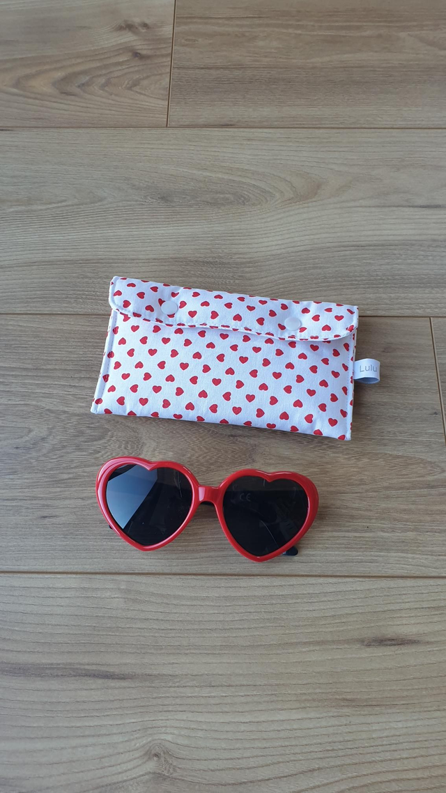 Étuis à lunettes ou téléphone coeurs rouge ❤