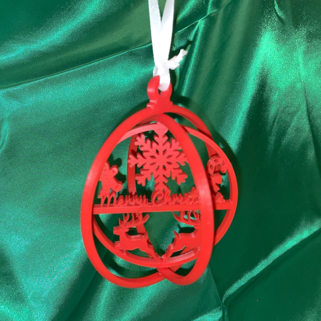 Spinning Christmas Bauble