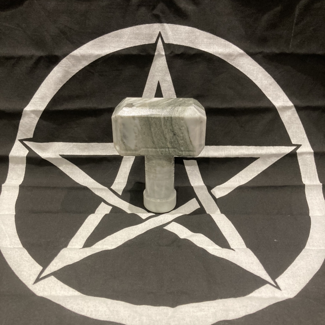 Norse Style Thor’s Hammer Mjolnir (Large)