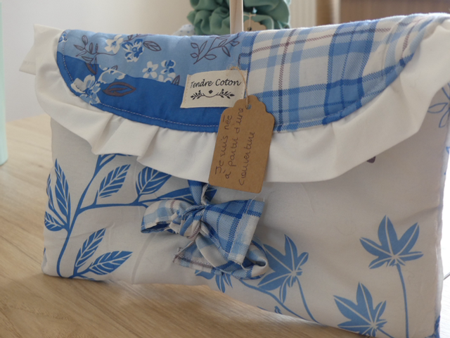 Pochette à livre Clara bleue 