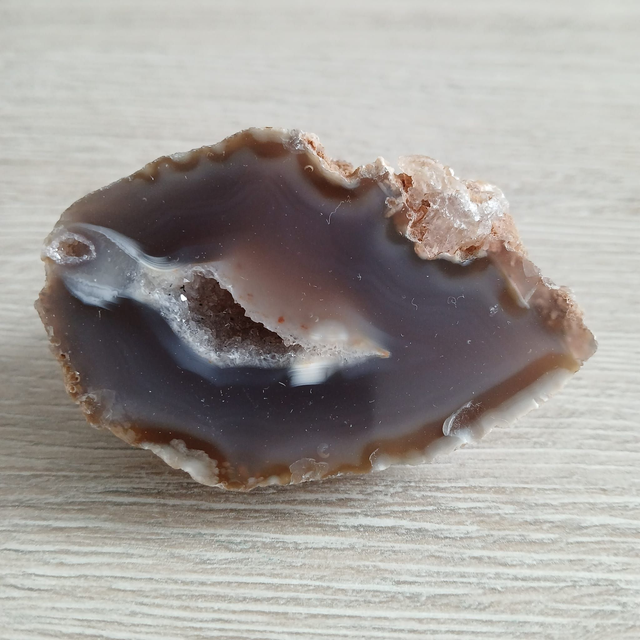 Agaat Geode 7x4,5x3,5 cm (12.043)