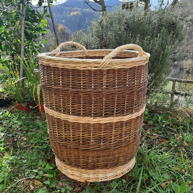Grande corbeille en osier brut et blanc