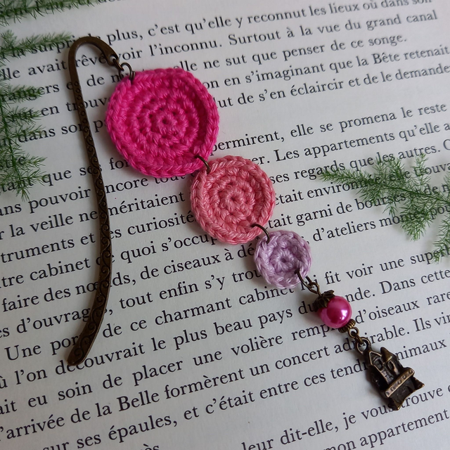 Marque-pages rose et bronze - Château féérique