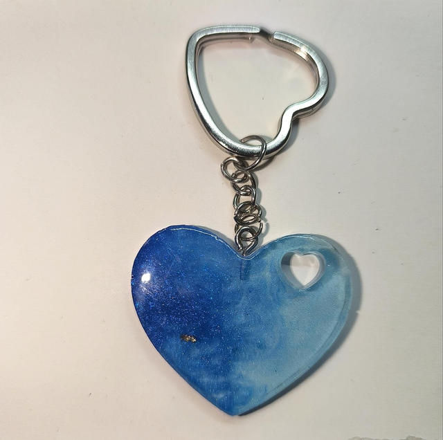 Porte clés coeur bicolore bleu 