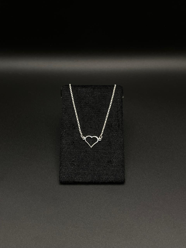 Pulseira entremeio coração vazado