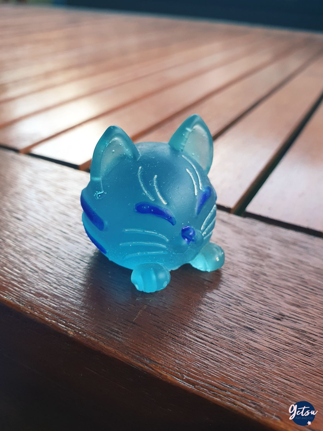 Petite statuette chat bleue