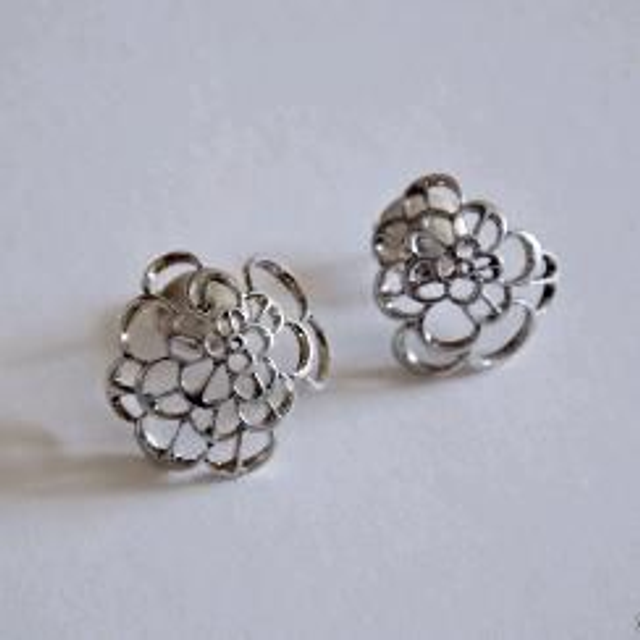 Boucle d'oreille « Floraison Éternelle »