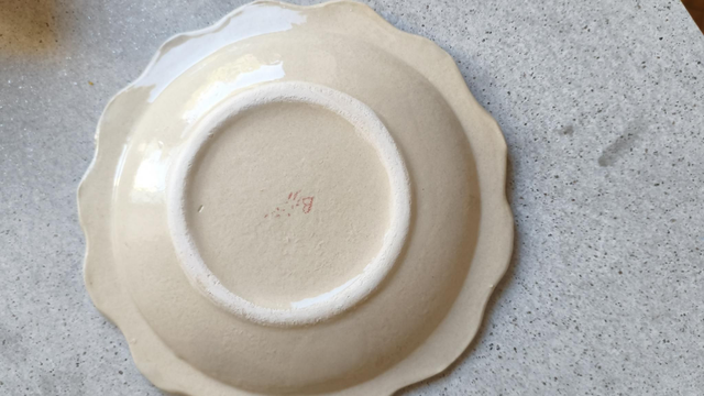Handcrafted Anime-Inspired Ceramic Plate – Frieren Illustration